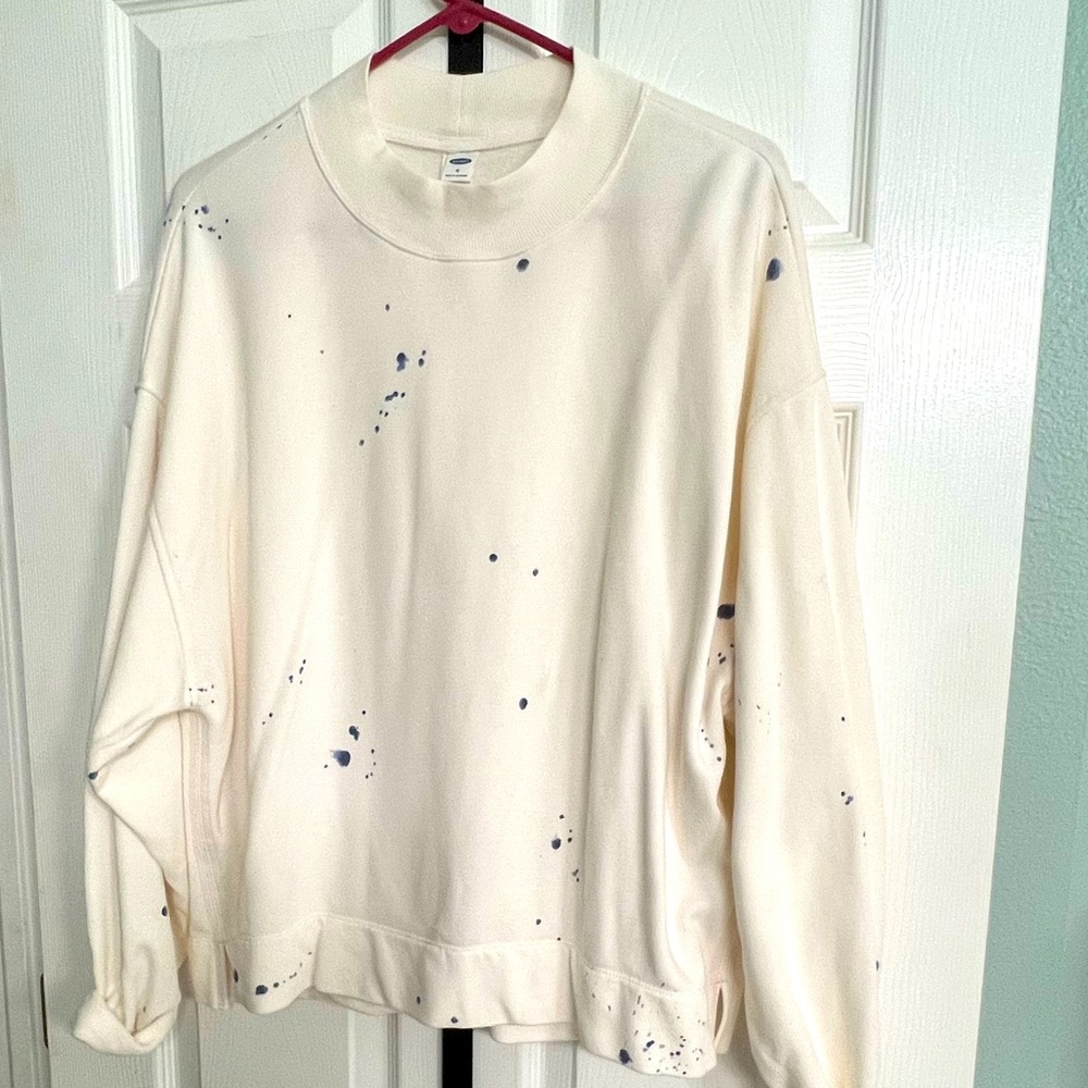 Old Navy Sweatshirt